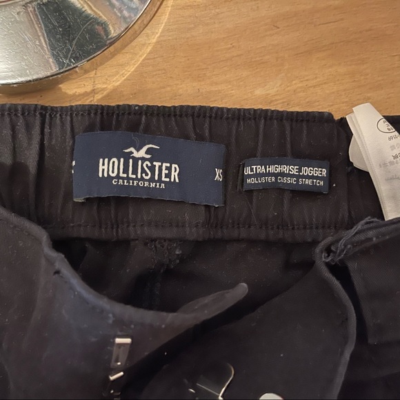 HOLLISTER ULTRA HIGH RISE JOGGER - Picture 3 of 3